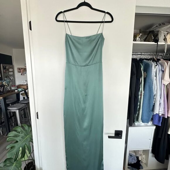 Reformation Dress - Picture 2 of 7